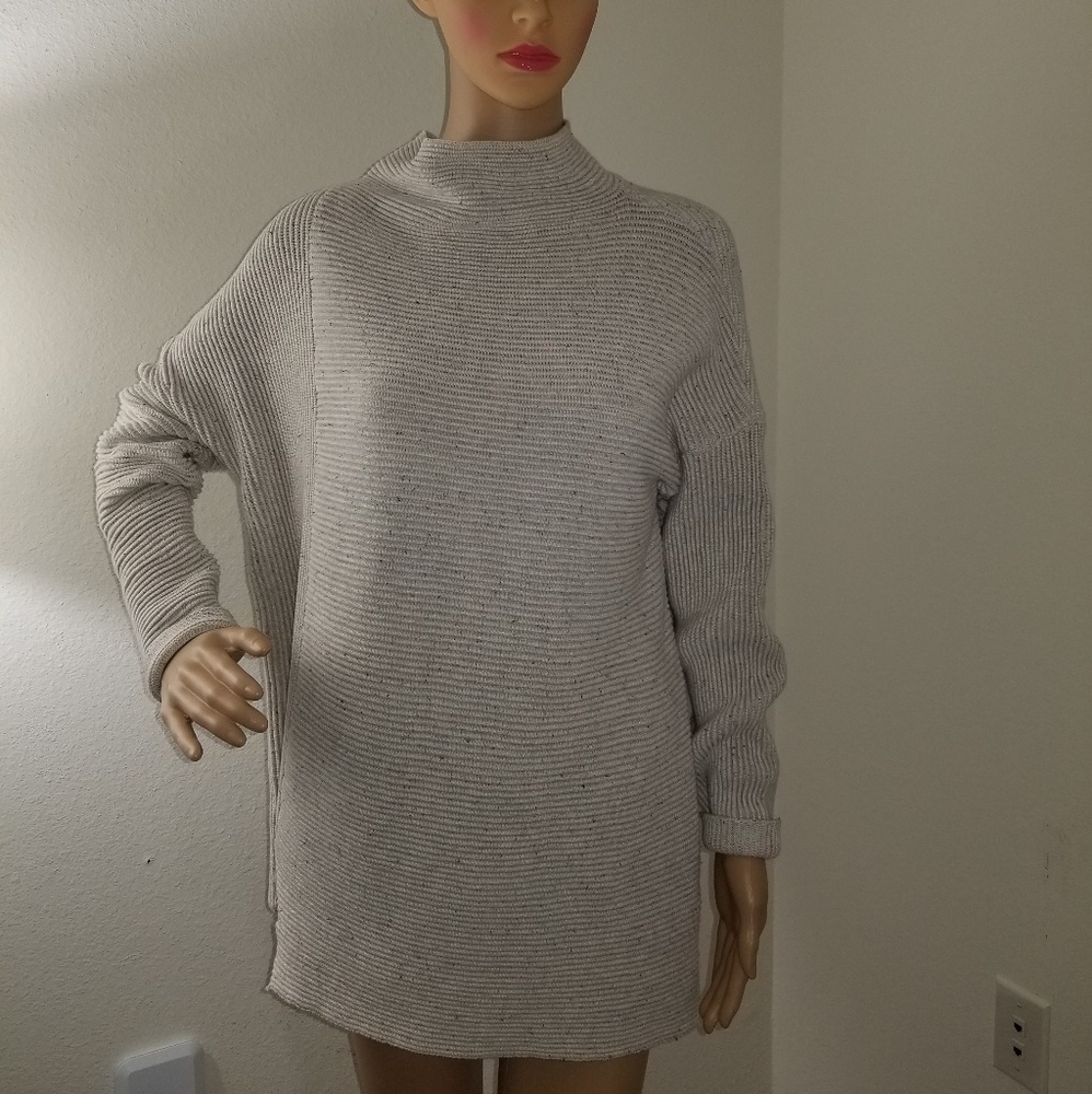 NWOT- French Connection Mozart Mock Neck Jumper